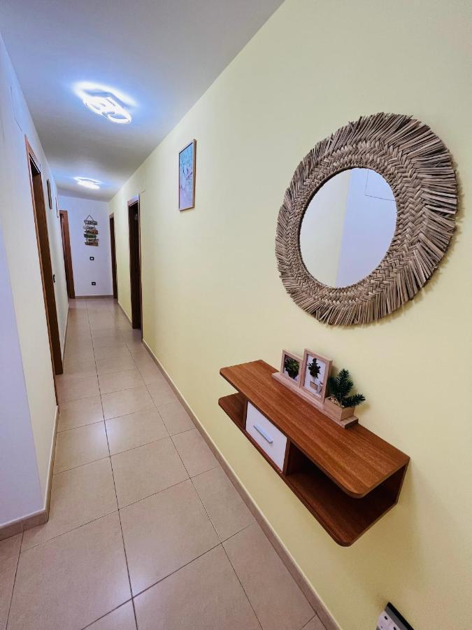 Centro 3 Con Aire Acondicionado Y Wifi A 150m De La Playa Y Castillo Appartement